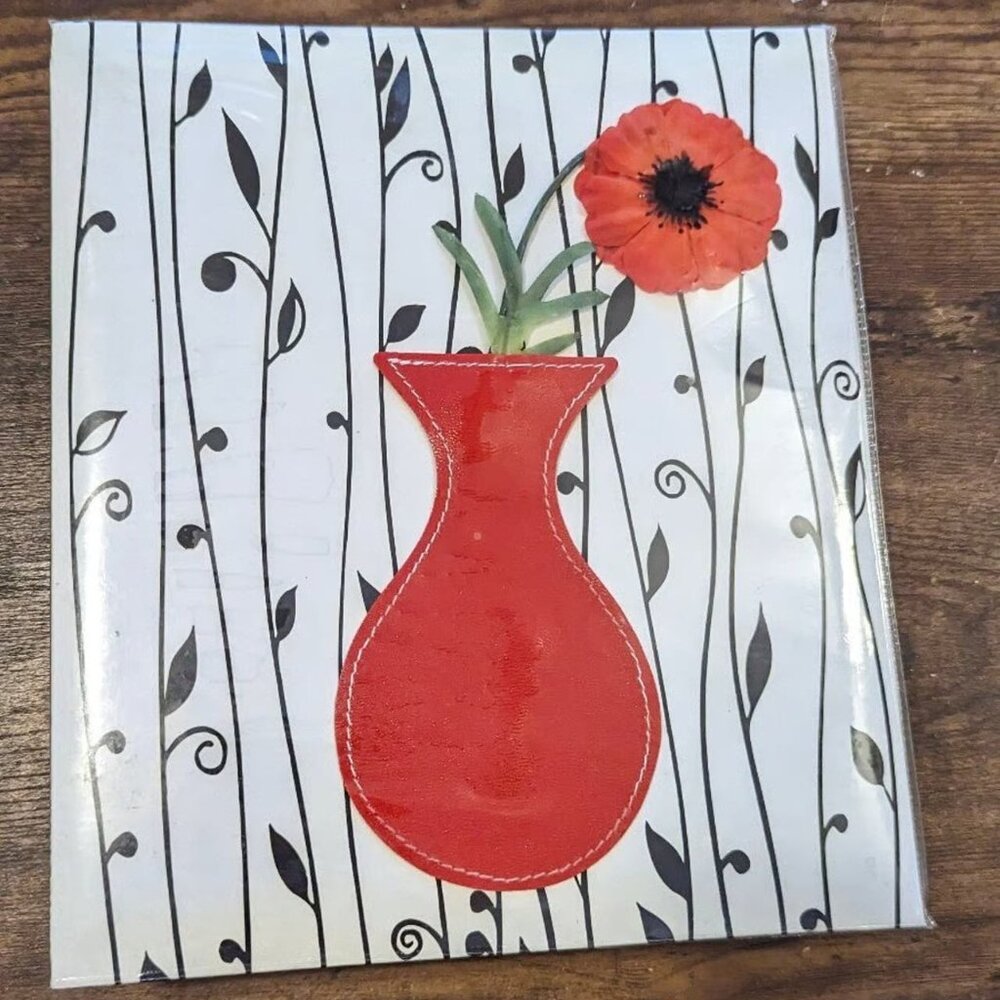 Flower Photo Album for 4×6 photos Orange Red Poppy Vase Black & White